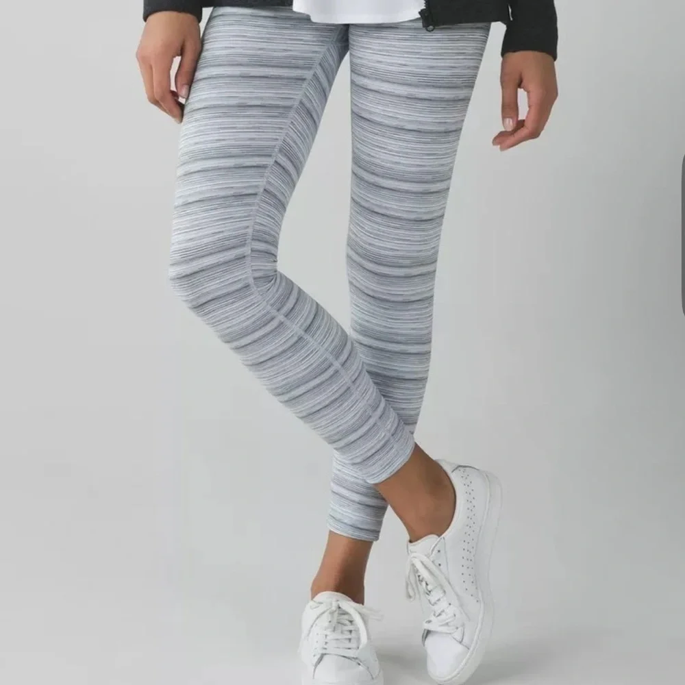 Lululemon High Times Pant Cyber Stripe Silver Fox High Rise 4 Gray White Stripe